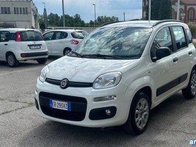 FIAT - New Panda - 0.9 TwinAir Turbo Natural Power Lounge