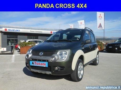 Fiat Panda 1.3 MJT 16V 4x4 Cross -534- l'aquila