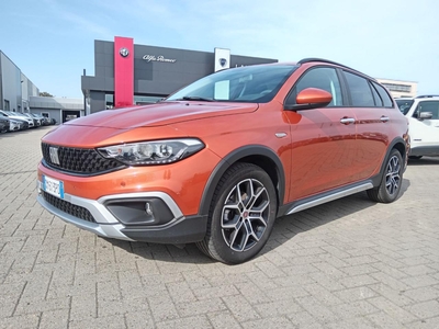 Fiat Tipo SW 1.6 Mjt S and S SW Cross