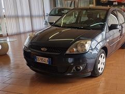 Ford Fiesta 1.2 16V 5p. Ghia OK NEOPATENTATI