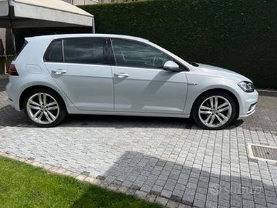 Golf 7 1.5 tsi 130 cv dsg highl. - pari al nuovo -