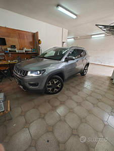 Jeep Compass 2.0 Limited 4x4 automatica