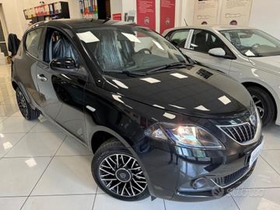 Lancia Ypsilon 1.0 FireFly 5 porte S&S Hybrid Plat