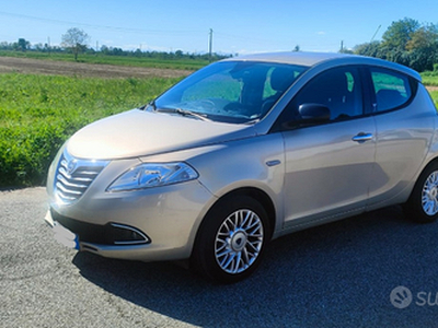 Lancia ypsilon 1.3 m.jet 16v 95 CV S&S Gold