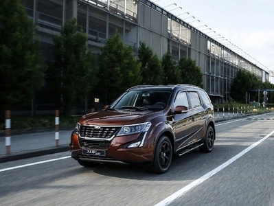 MAHINDRA XUV500 2.2 16V FWD W8