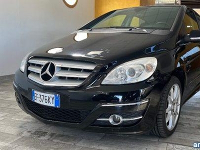 Mercedes Benz B 200 CDI Premium-120.000 Km-perfetta Borgo San Dalmazzo