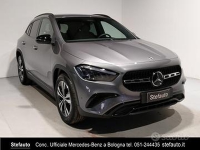 MERCEDES-BENZ GLA 200 d Automatic 4Matic Progres