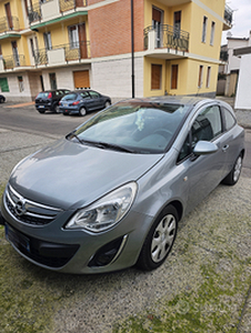 Opel corsa 1.2 Neopatentati