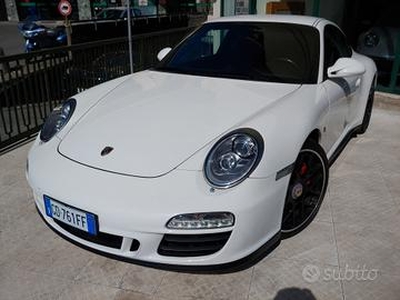 Porsche 911 997 Carrera 4 GTS Coupé