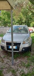 SUV- FIAT SEDICI M-JET full opt. 4x4 inseribile