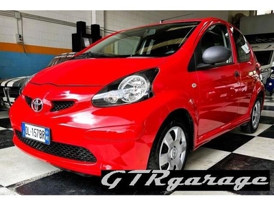 TOYOTA Aygo 12V VVT-i 5 porte Sol