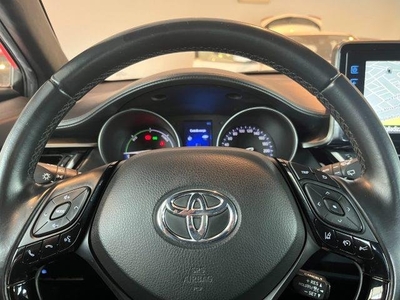 TOYOTA C-HR 1.8 HYBRID E-CVT BUSINESS