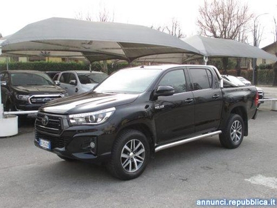 Toyota Hilux 2.4 D-4D 4WD 4 porte Double Cab Executive Pisogne