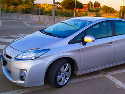 Toyota prius hybrid