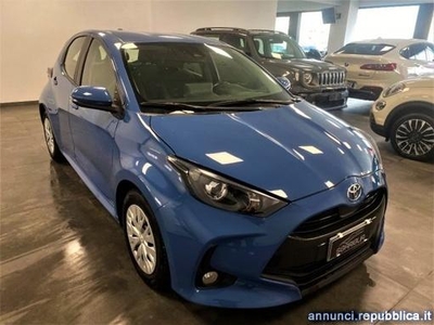 Toyota Yaris 1.0 Benzina 5 porte Active Giugliano in Campania