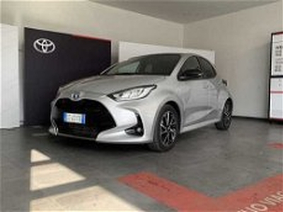 Toyota Yaris 1.5 5 porte Lounge del 2021 usata a Rende