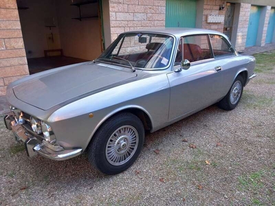 Usato 1970 Alfa Romeo 1750 1.8 Benzin 118 CV (55.000 €)