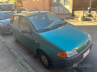 Usato 1997 Fiat Punto Benzin (1.400 €)