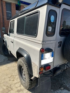 Usato 1998 Land Rover Defender 2.5 Diesel 114 CV (25.000 €)