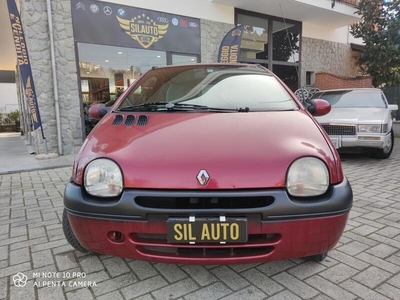 Usato 2004 Renault Twingo 1.1 Benzin 58 CV (1.450 €)