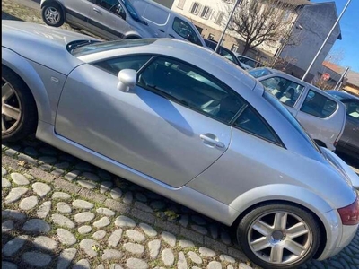 Usato 2005 Audi TT 1.8 Benzin 243 CV (5.500 €)