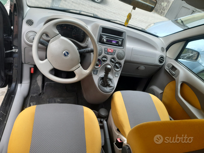 Usato 2005 Fiat Panda 4x4 1.2 Benzin 60 CV (4.900 €)