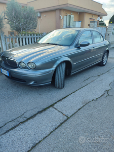 Usato 2005 Jaguar X-type 2.0 Diesel 131 CV (3.300 €)