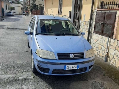 Usato 2006 Fiat Grande Punto 1.2 Diesel 90 CV (800 €)