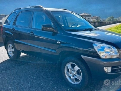 Usato 2006 Kia Sportage 2.0 Benzin 141 CV (6.990 €)