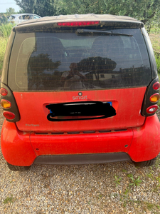 Usato 2006 Smart ForTwo Coupé 0.7 Benzin 71 CV (400 €)