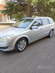 Usato 2007 Opel Astra 1.7 Diesel 60 CV (2.800 €)