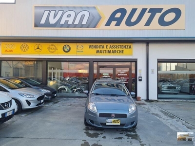 Usato 2008 Fiat Grande Punto 1.2 Benzin 65 CV (4.900 €)