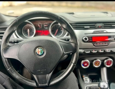 Usato 2010 Alfa Romeo Giulietta 1.6 Diesel 105 CV (5.500 €)
