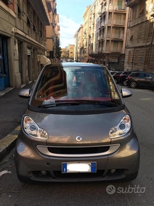 Usato 2010 Smart ForTwo Coupé 1.0 Benzin 71 CV (6.500 €)