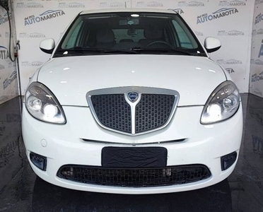 Usato 2011 Lancia Ypsilon 1.2 Diesel 75 CV (5.000 €)