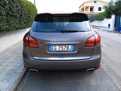 Usato 2011 Porsche Cayenne 3.0 Diesel 240 CV (26.400 €)