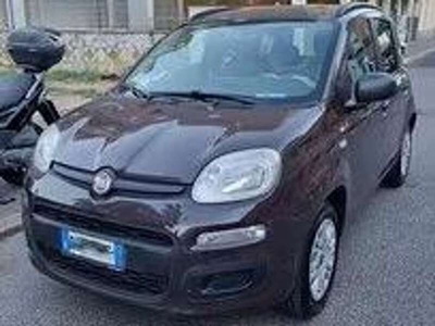 Usato 2012 Fiat Panda 1.2 Benzin 69 CV (7.700 €)