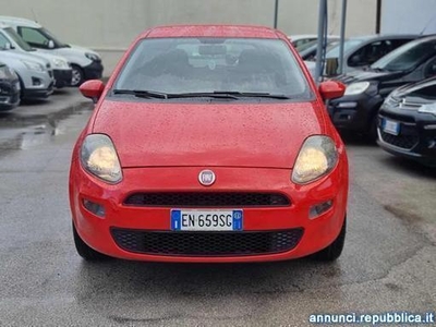 Usato 2012 Fiat Punto 1.4 CNG_Hybrid 78 CV (3.850 €)