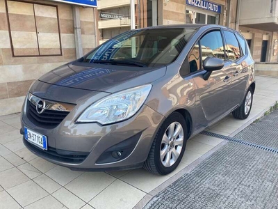 Usato 2012 Opel Meriva 1.2 Diesel 95 CV (7.500 €)