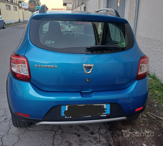 Usato 2013 Dacia Sandero Benzin (6.400 €)