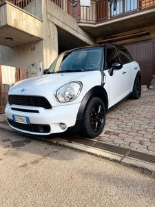 Usato 2013 Mini Countryman 2.0 Diesel 143 CV (14.000 €)