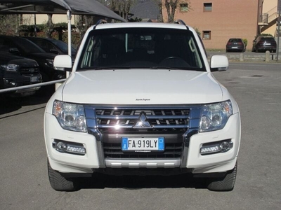 Usato 2015 Mitsubishi Pajero 3.2 Diesel 190 CV (22.800 €)