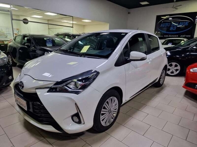 Usato 2017 Toyota Yaris Hybrid 1.5 El_Hybrid 73 CV (15.500 €)