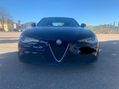 Usato 2018 Alfa Romeo Giulia 2.1 Diesel 150 CV (25.500 €)