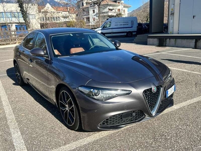 Usato 2018 Alfa Romeo Giulia 2.1 Diesel 180 CV (22.000 €)