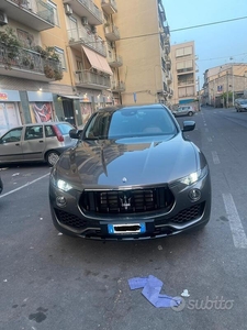 Usato 2018 Maserati Levante 4.2 Diesel 401 CV (47.000 €)