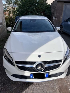 Usato 2018 Mercedes A180 1.5 Diesel 109 CV (21.000 €)
