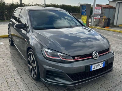 Usato 2018 VW Golf 2.0 Benzin 245 CV (24.500 €)