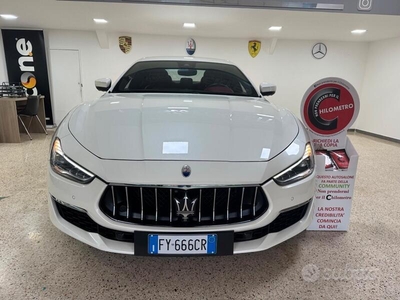 Usato 2019 Maserati Ghibli 3.0 Benzin 350 CV (45.490 €)