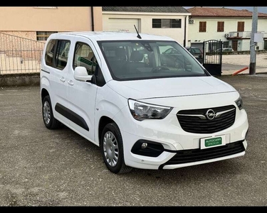 Usato 2019 Opel Combo Life 1.5 Diesel 131 CV (15.900 €)